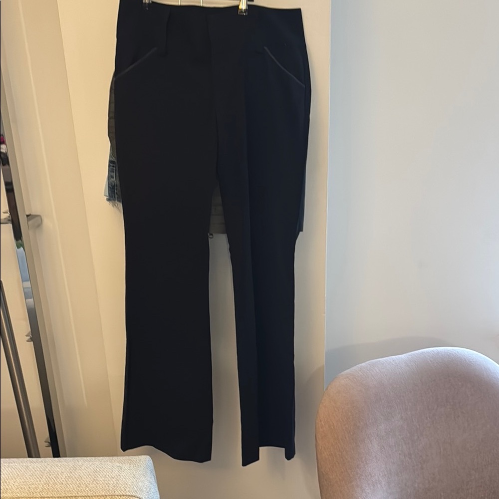 Alice + Olivia Classic Black trousers NWT